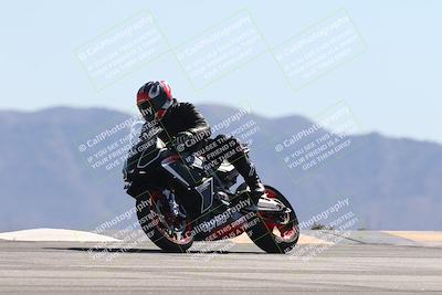 media/Oct-13-2025-Moto Forza (Mon) [[a66d839500]]/3-B Group/Session 4 (Turn 9)/